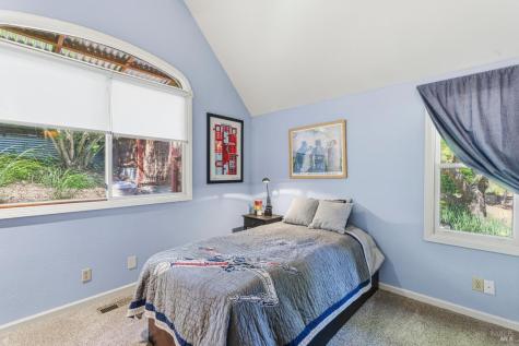 450 Amber Way Petaluma CA 94952