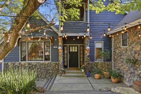 450 Amber Way Petaluma CA 94952