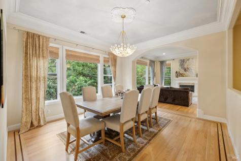 2588 Vineyard Road Novato CA 94947