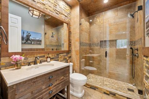 2588 Vineyard Road Novato CA 94947