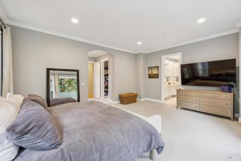 2588 Vineyard Road Novato CA 94947