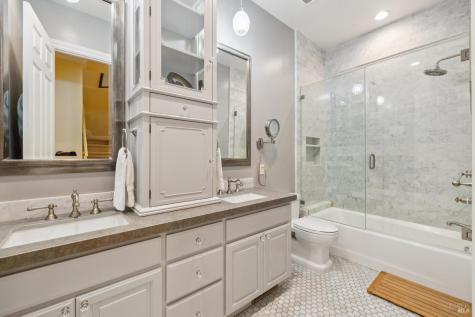 2588 Vineyard Road Novato CA 94947
