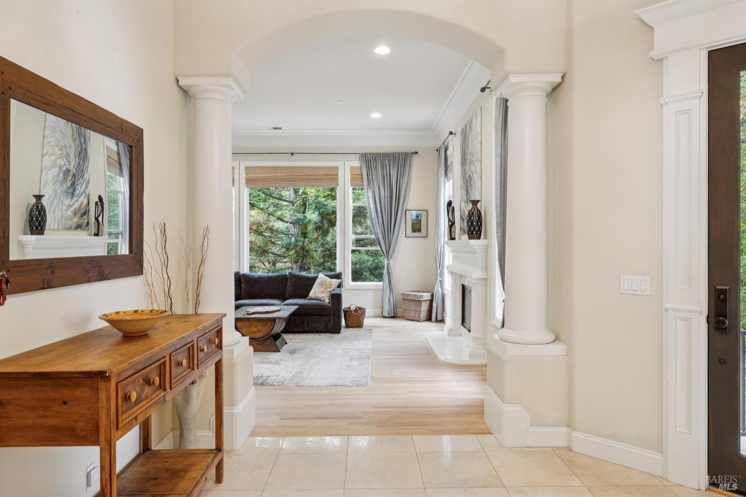 2588 Vineyard Road Novato CA 94947