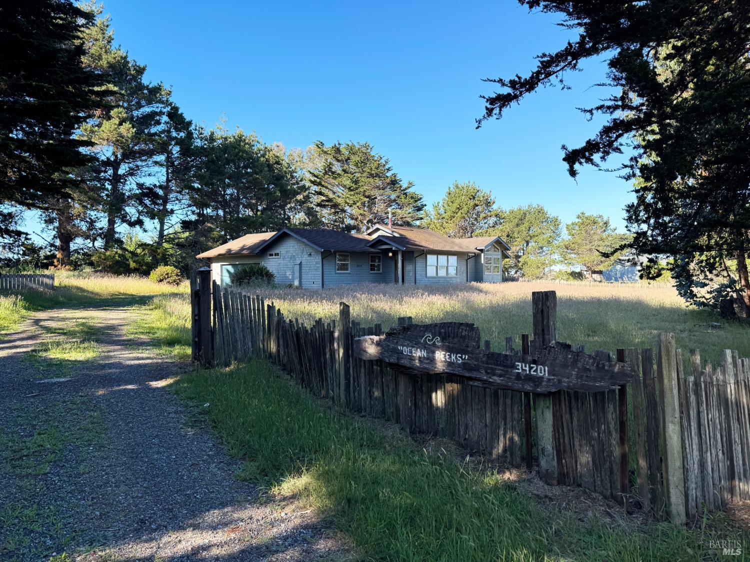 34201 Pacific Reefs Road Albion CA 95410