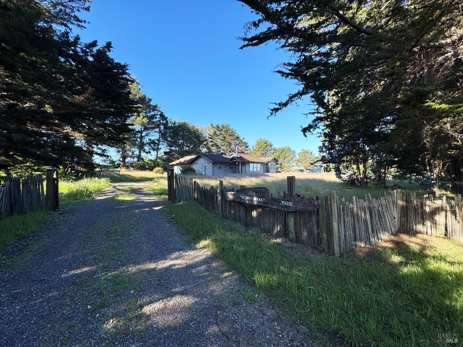 34201 Pacific Reefs Road Albion CA 95410