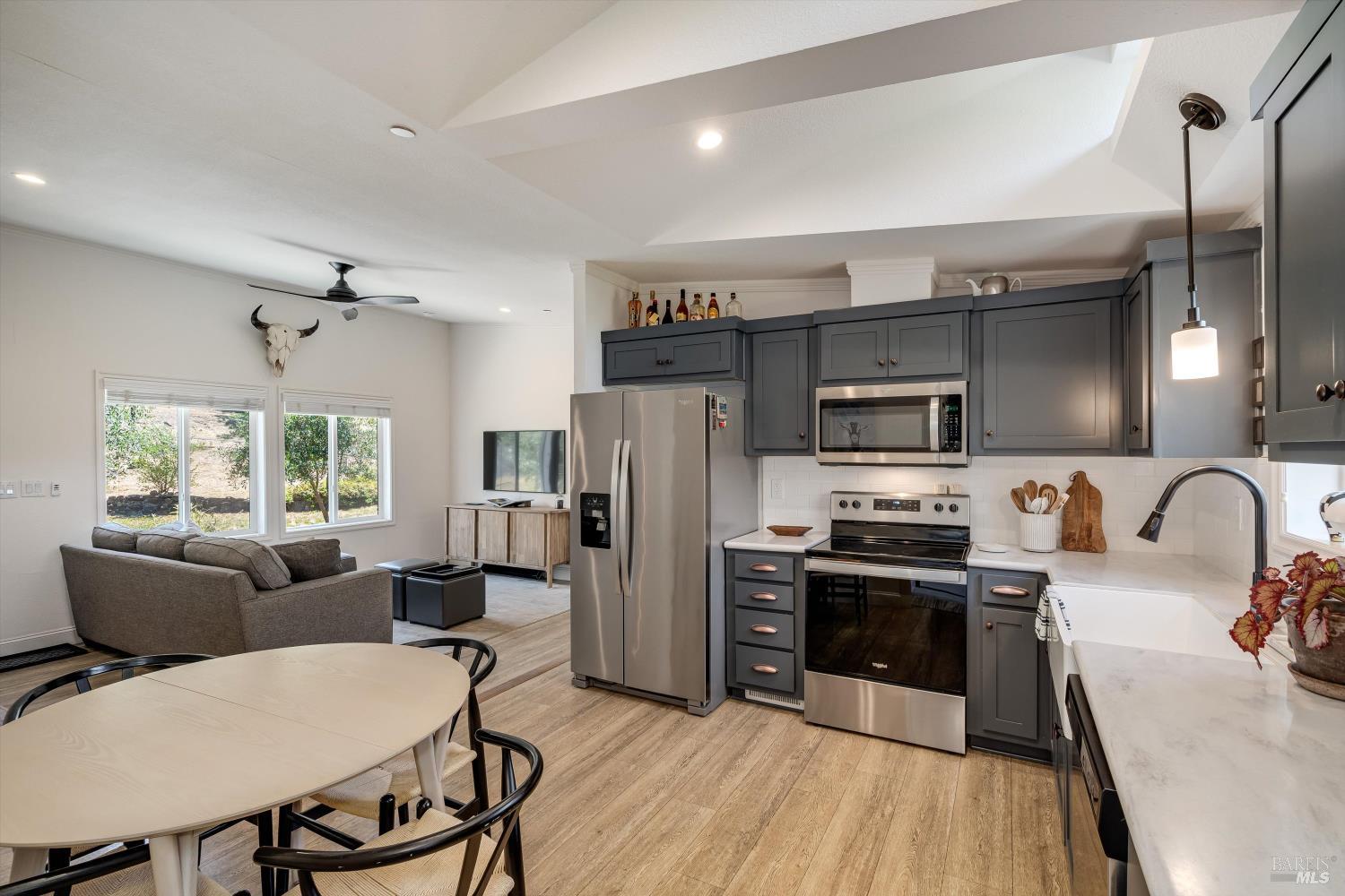 1055 Sundown Trail Santa Rosa CA 95404