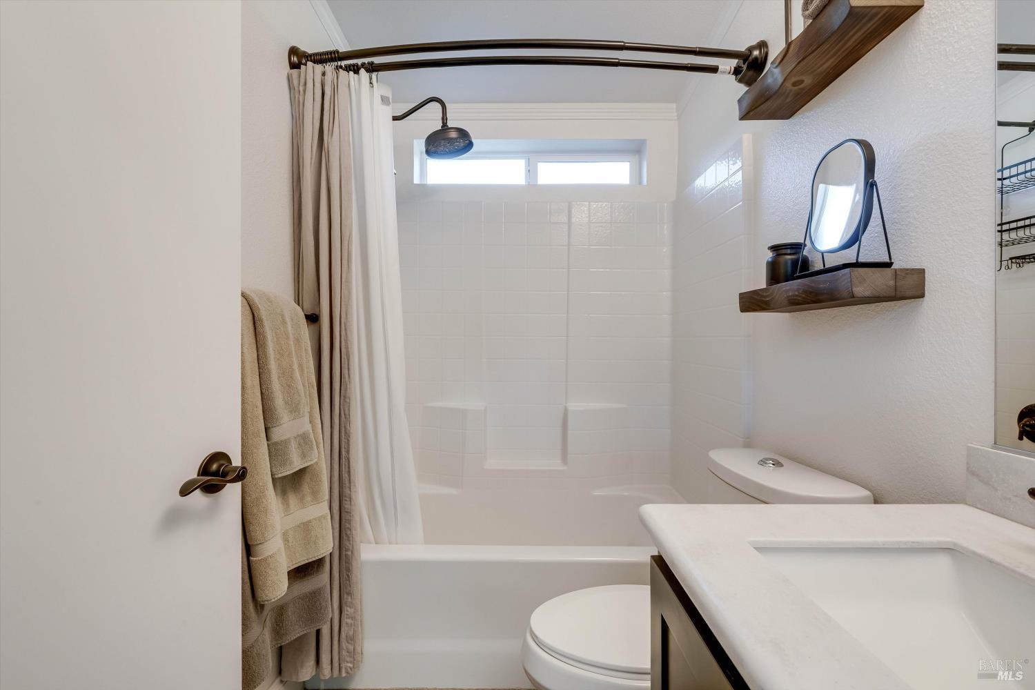 1055 Sundown Trail Santa Rosa CA 95404