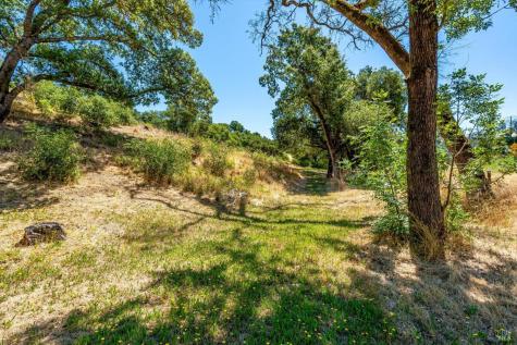 1055 Sundown Trail Santa Rosa CA 95404