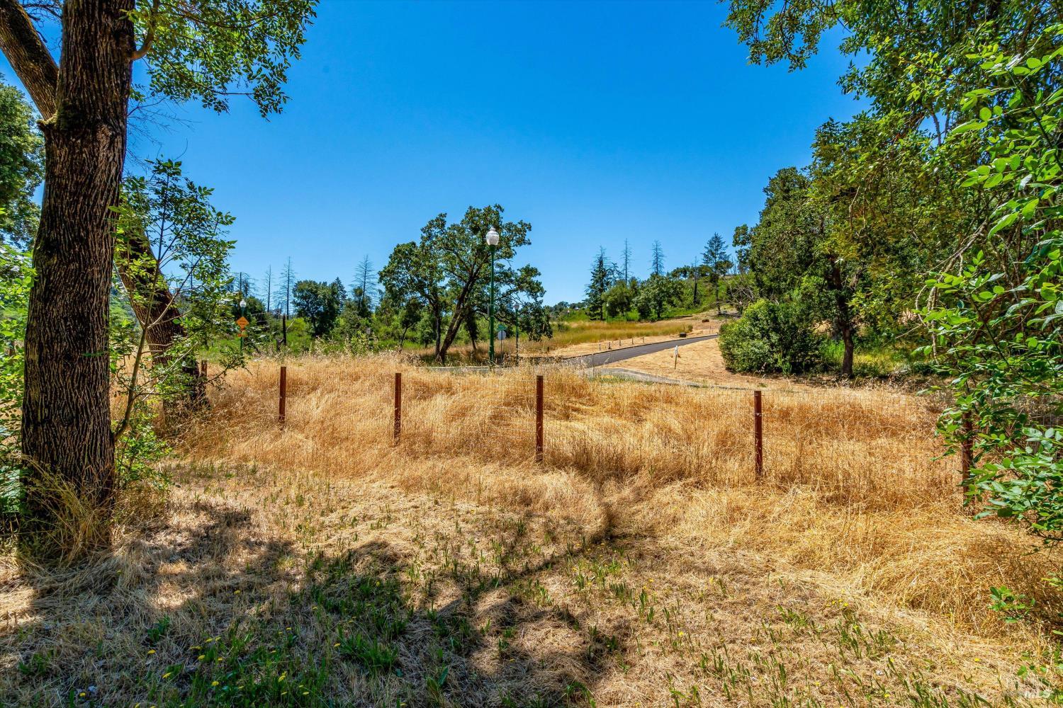 1055 Sundown Trail Santa Rosa CA 95404