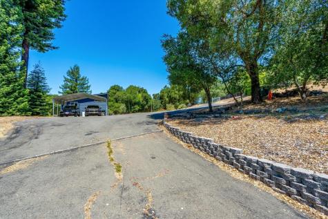 1055 Sundown Trail Santa Rosa CA 95404