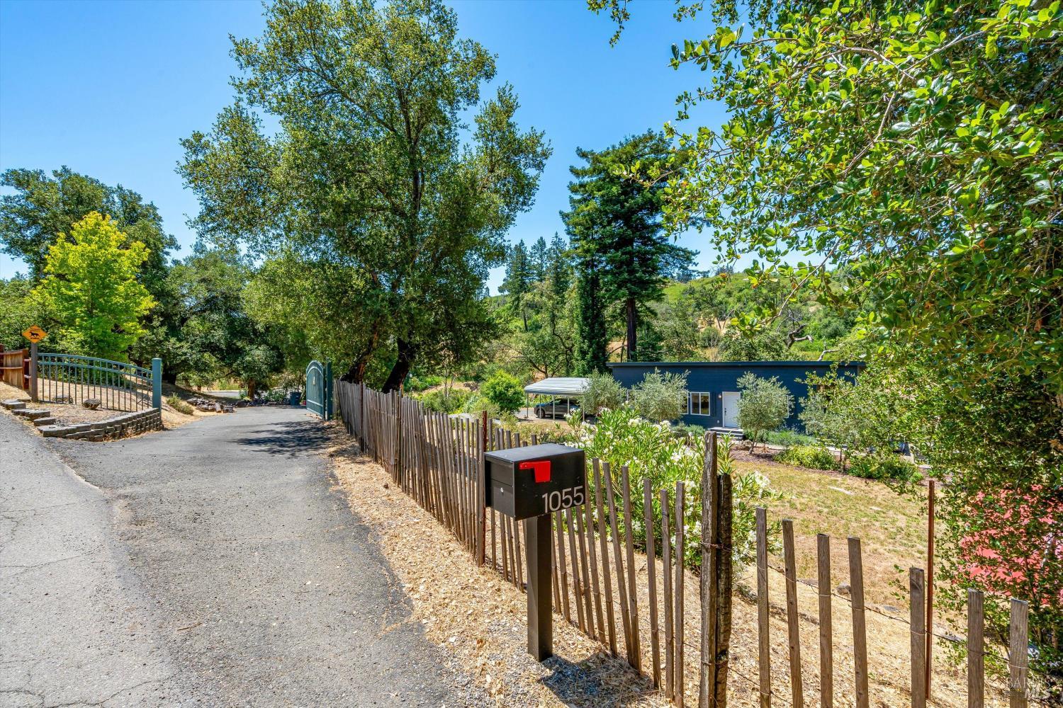1055 Sundown Trail Santa Rosa CA 95404