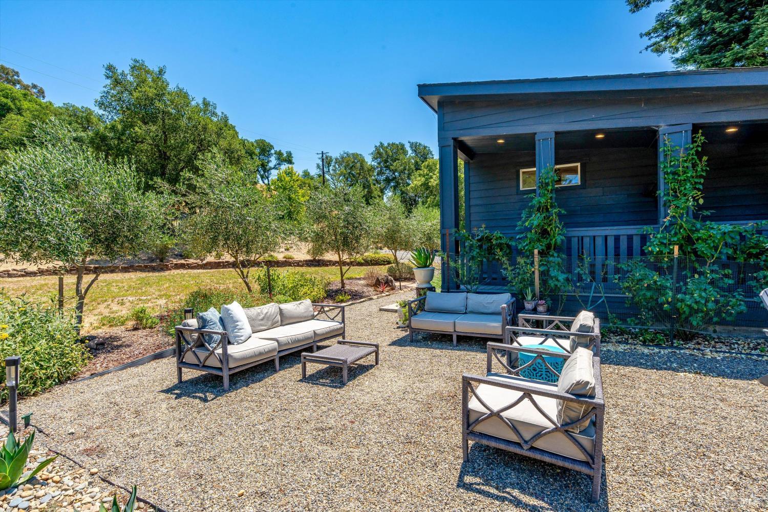 1055 Sundown Trail Santa Rosa CA 95404