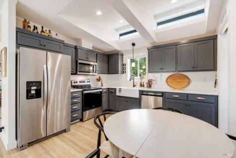 1055 Sundown Trail Santa Rosa CA 95404