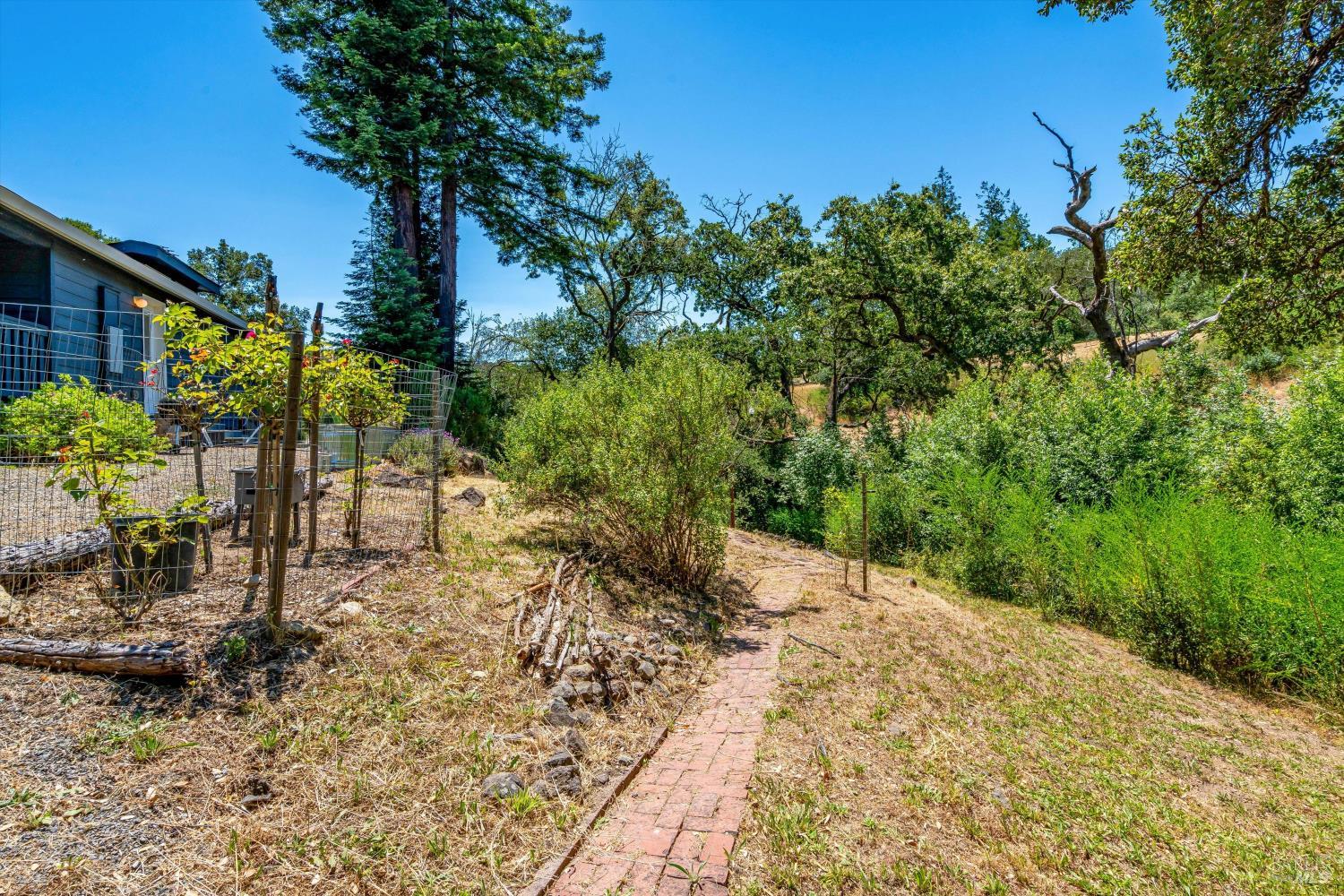 1055 Sundown Trail Santa Rosa CA 95404