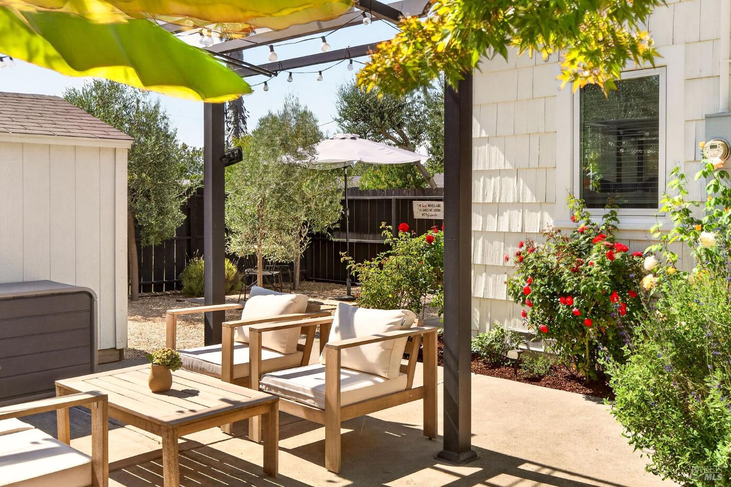 1571 Menlo Avenue Napa CA 94558