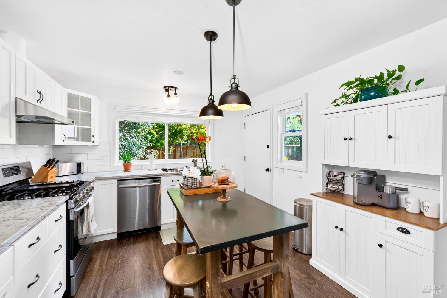 1571 Menlo Avenue Napa CA 94558
