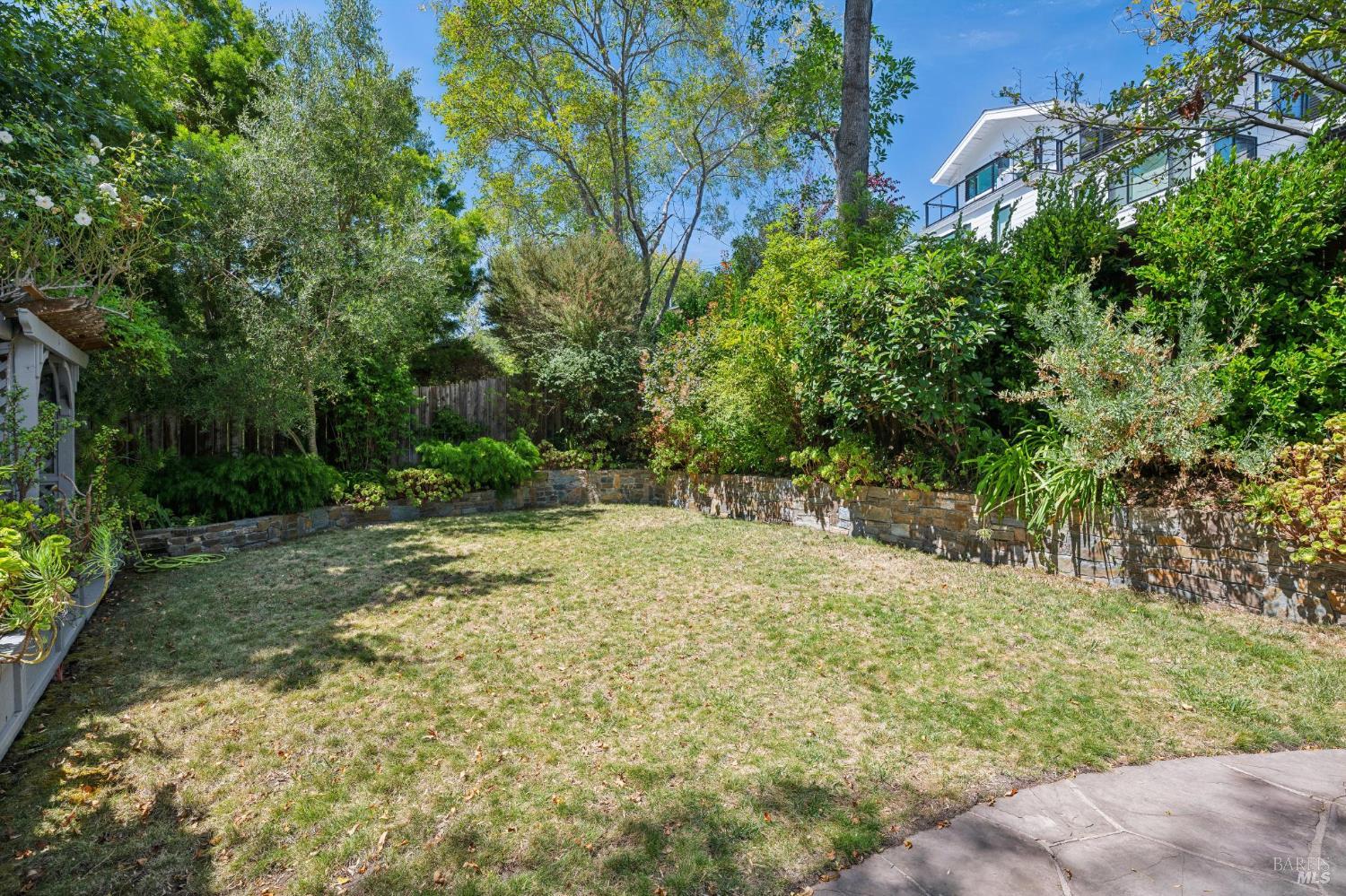 134 Ward Street Larkspur CA 94939