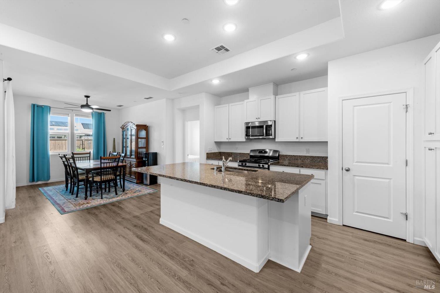 2130 Lark Way Dixon CA 95620