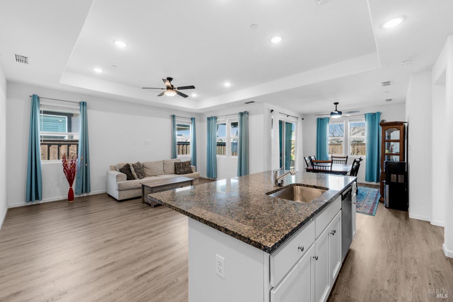 2130 Lark Way Dixon CA 95620