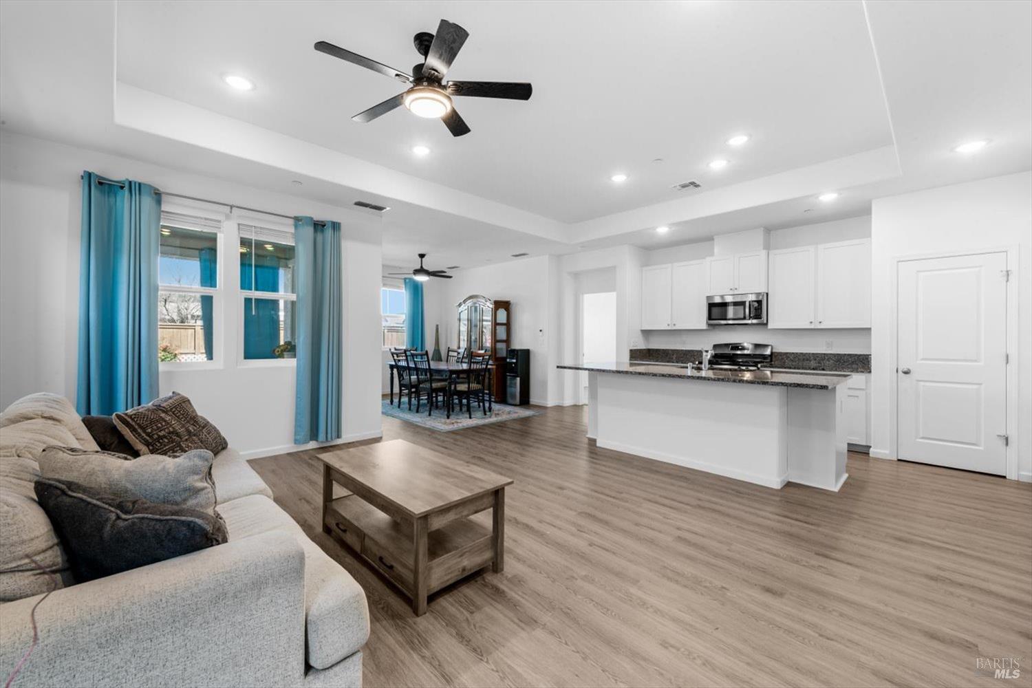 2130 Lark Way Dixon CA 95620