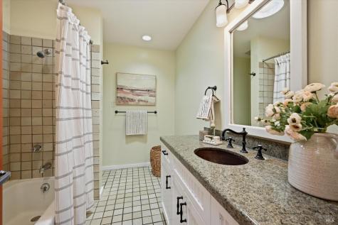 6341 W Dry Creek Road Healdsburg CA 95448
