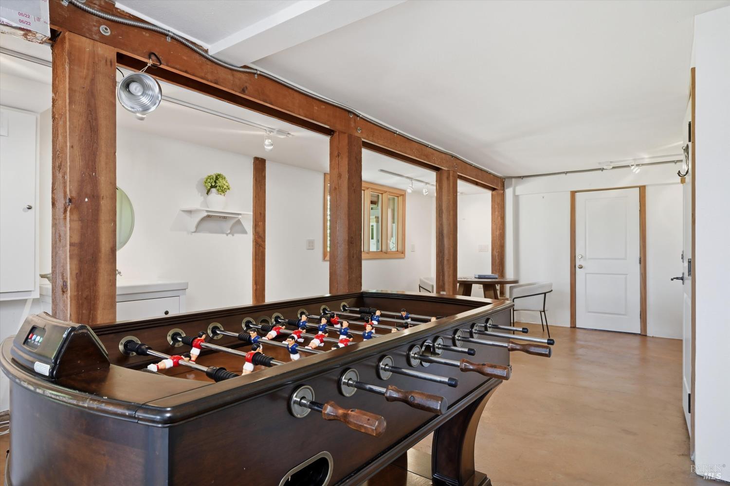 6341 W Dry Creek Road Healdsburg CA 95448