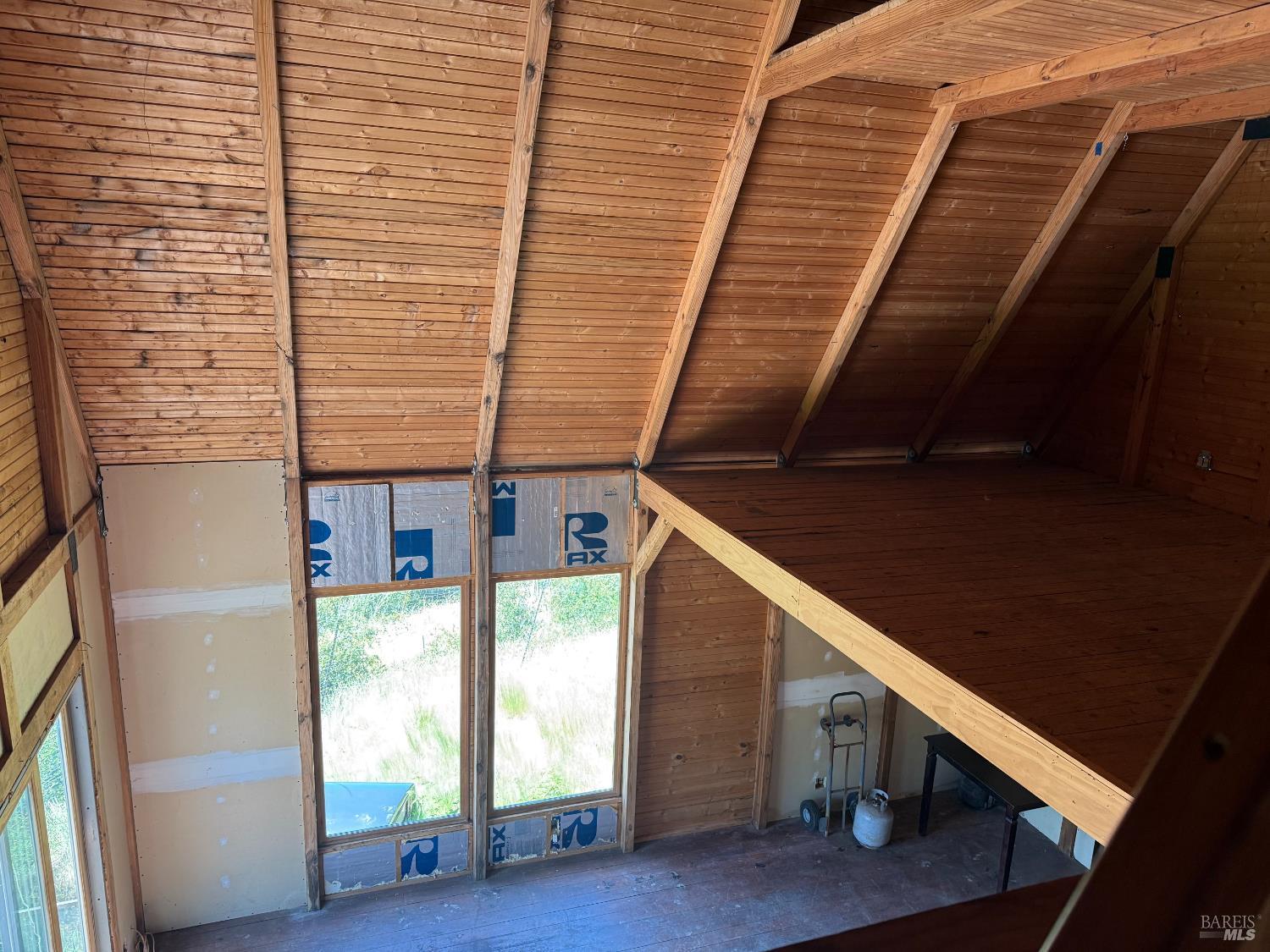 37600 N Highway 101 Laytonville CA 95454