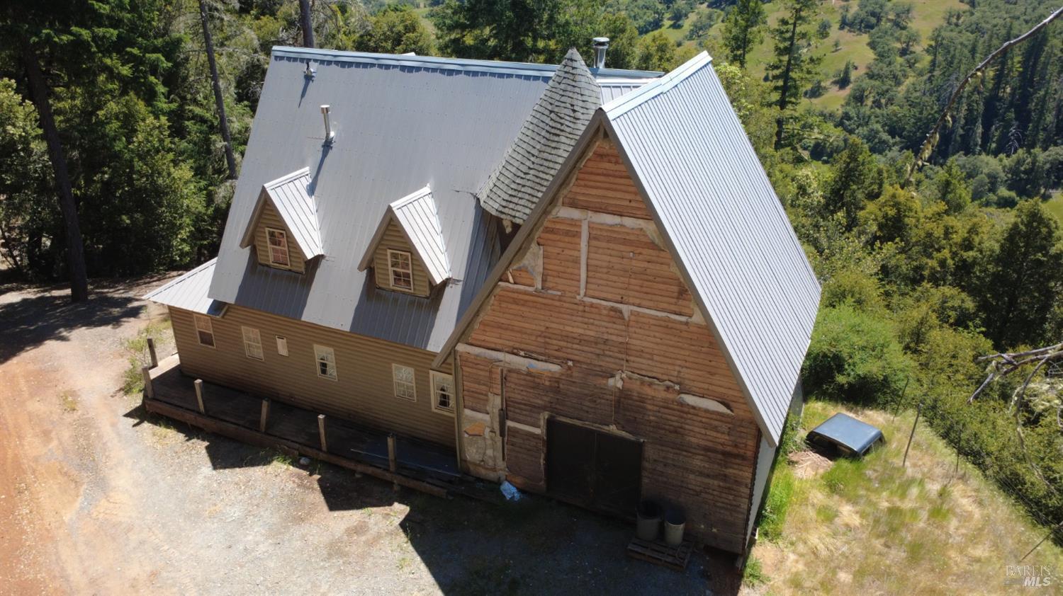 37600 N Highway 101 Laytonville CA 95454