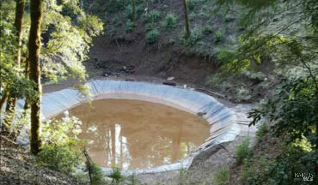 37600 N Highway 101 Laytonville CA 95454