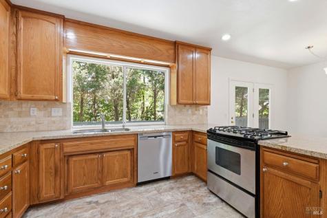 7080 Fellers Lane Sebastopol CA 95472