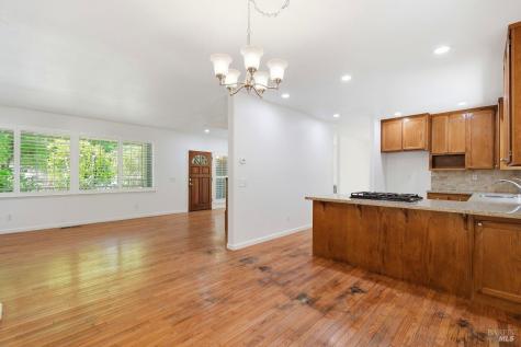 7080 Fellers Lane Sebastopol CA 95472