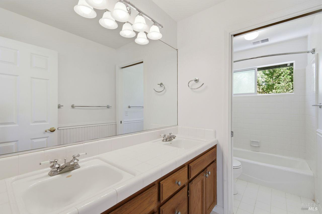 7080 Fellers Lane Sebastopol CA 95472