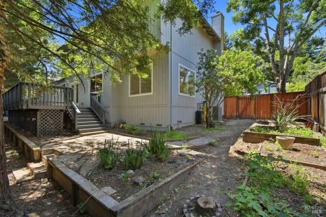 7080 Fellers Lane Sebastopol CA 95472