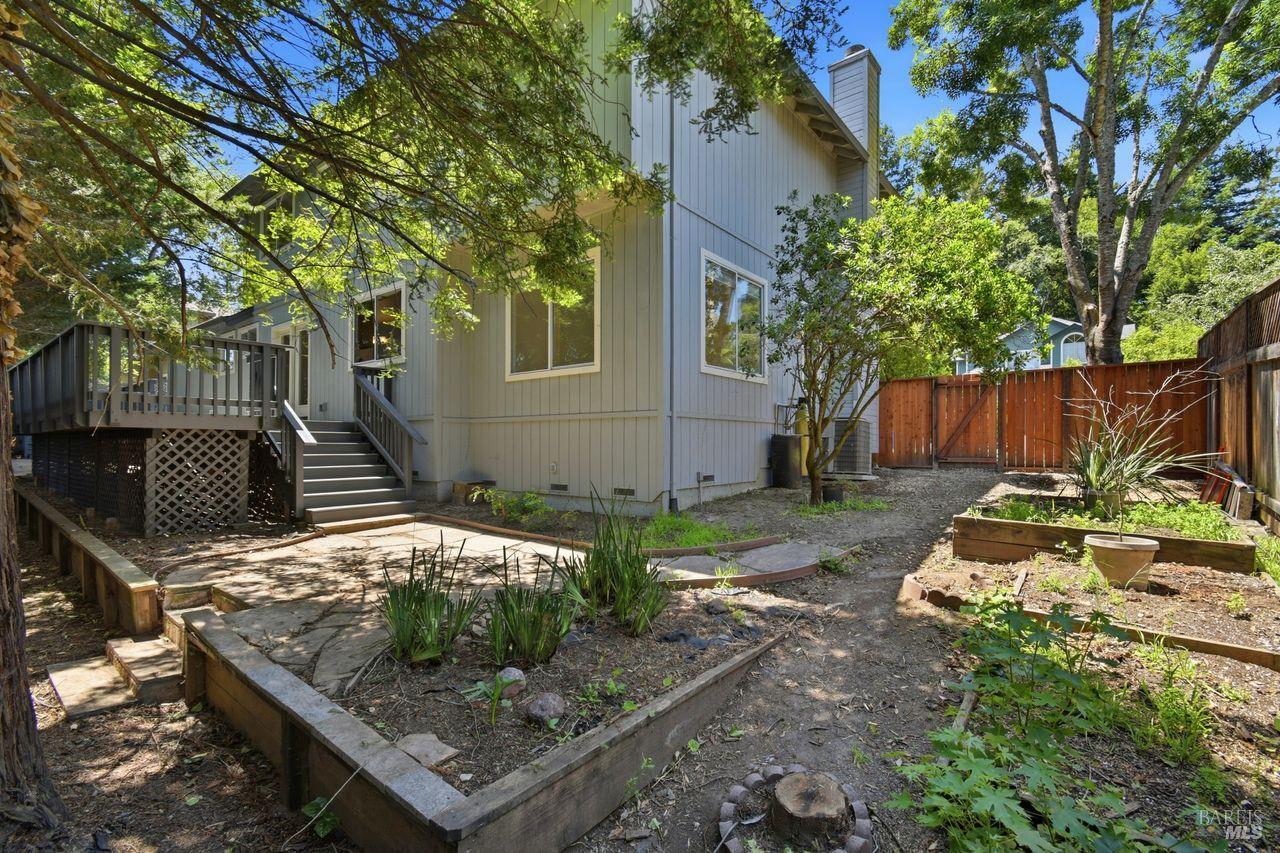 7080 Fellers Lane Sebastopol CA 95472