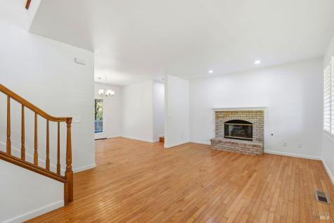 7080 Fellers Lane Sebastopol CA 95472