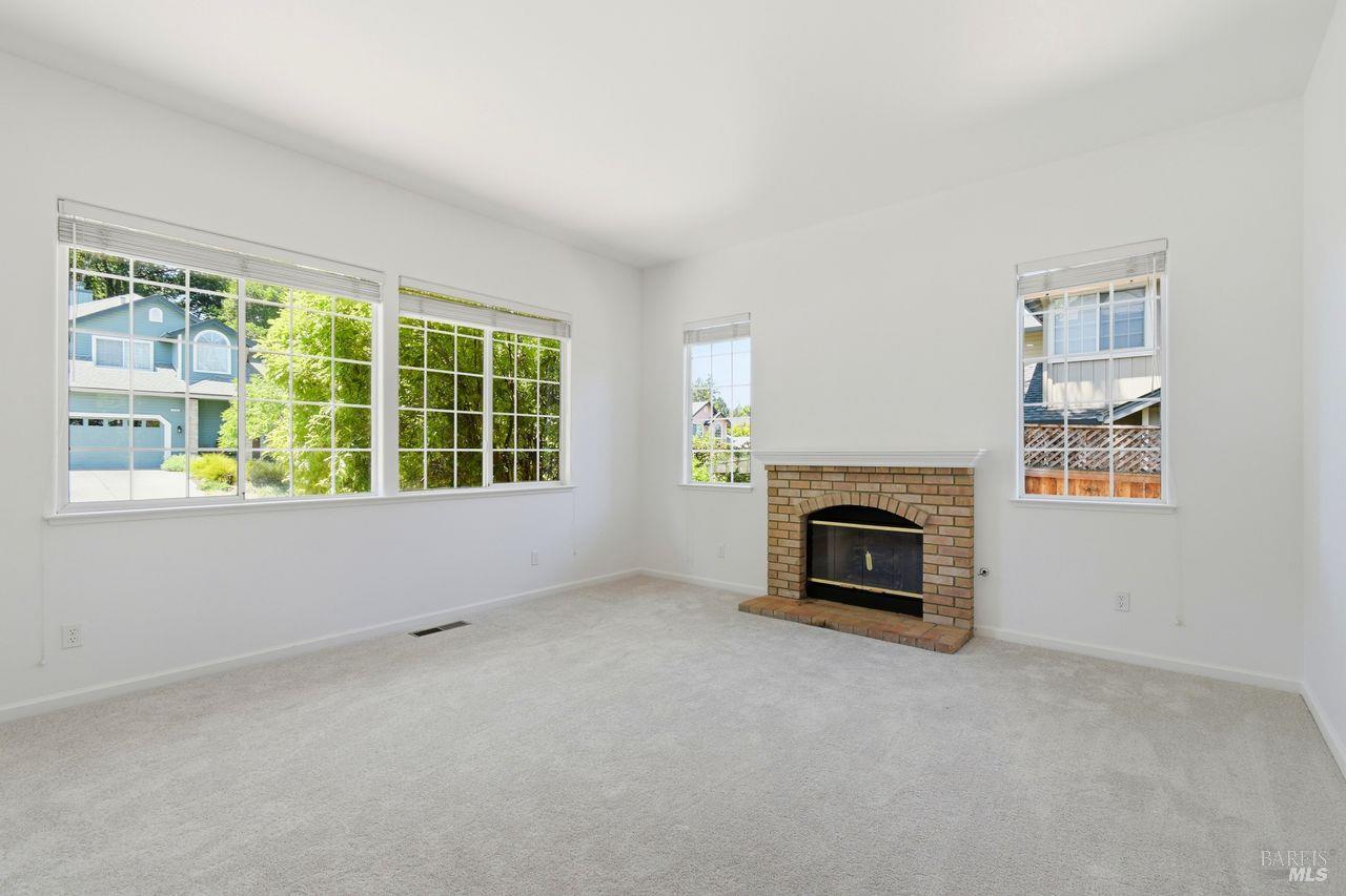 7080 Fellers Lane Sebastopol CA 95472