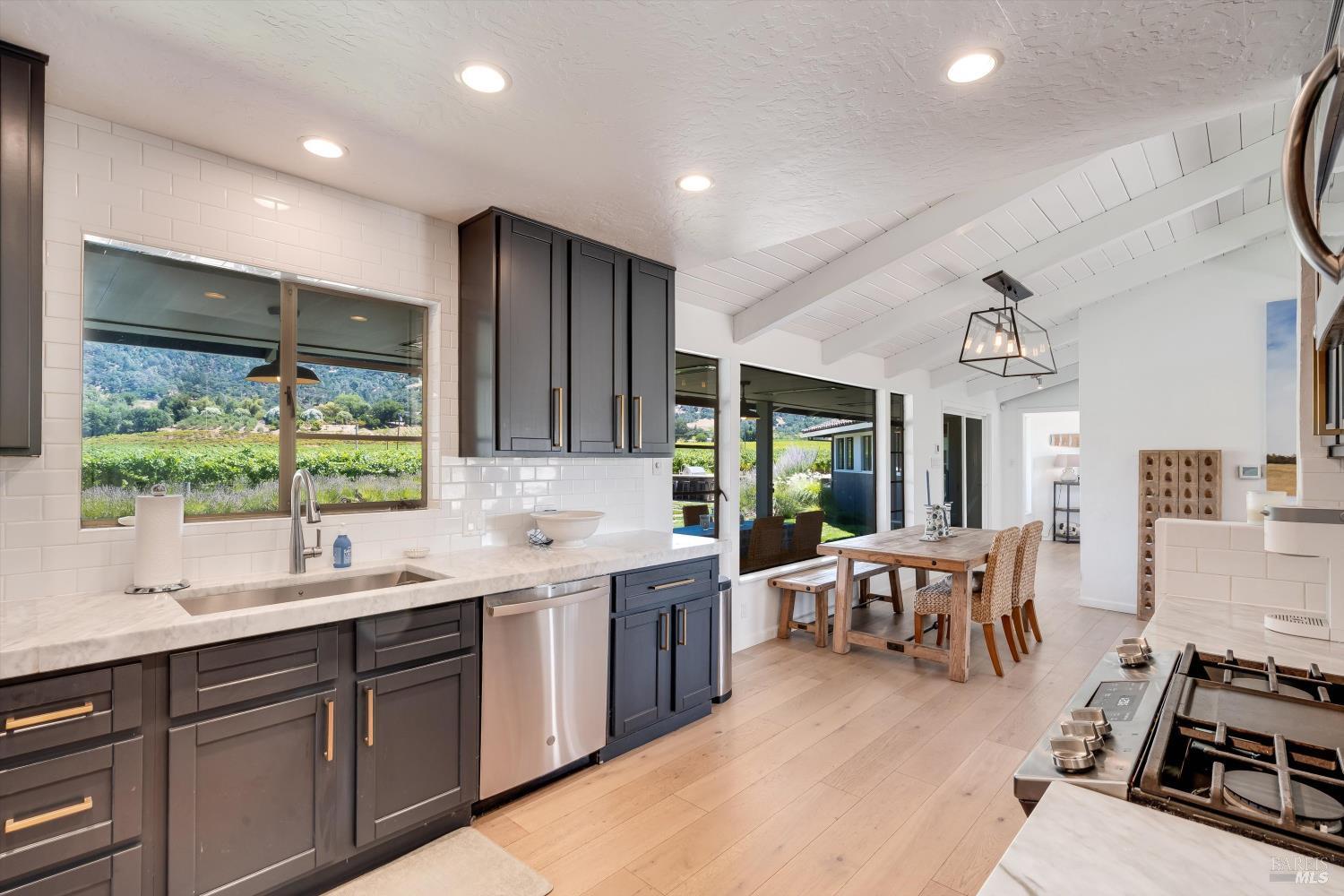 7616 Highway 128 Healdsburg CA 95448