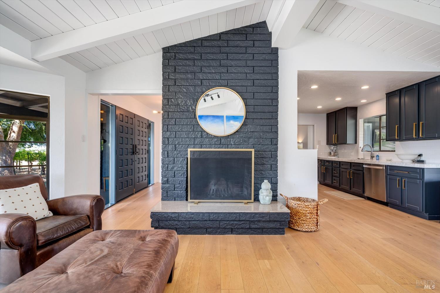 7616 Highway 128 Healdsburg CA 95448