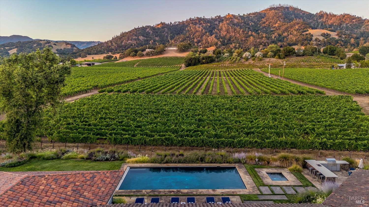 7616 Highway 128 Healdsburg CA 95448