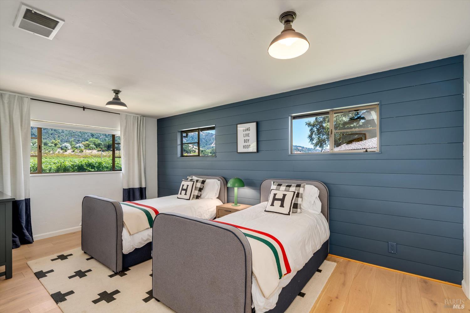 7616 Highway 128 Healdsburg CA 95448