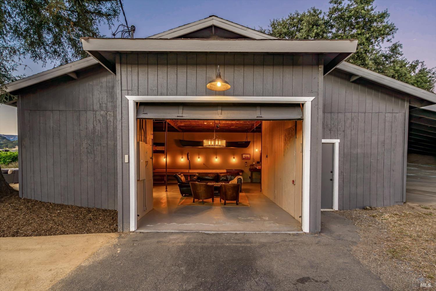 7616 Highway 128 Healdsburg CA 95448