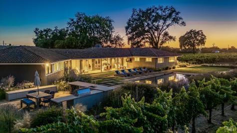 7616 Highway 128 Healdsburg CA 95448