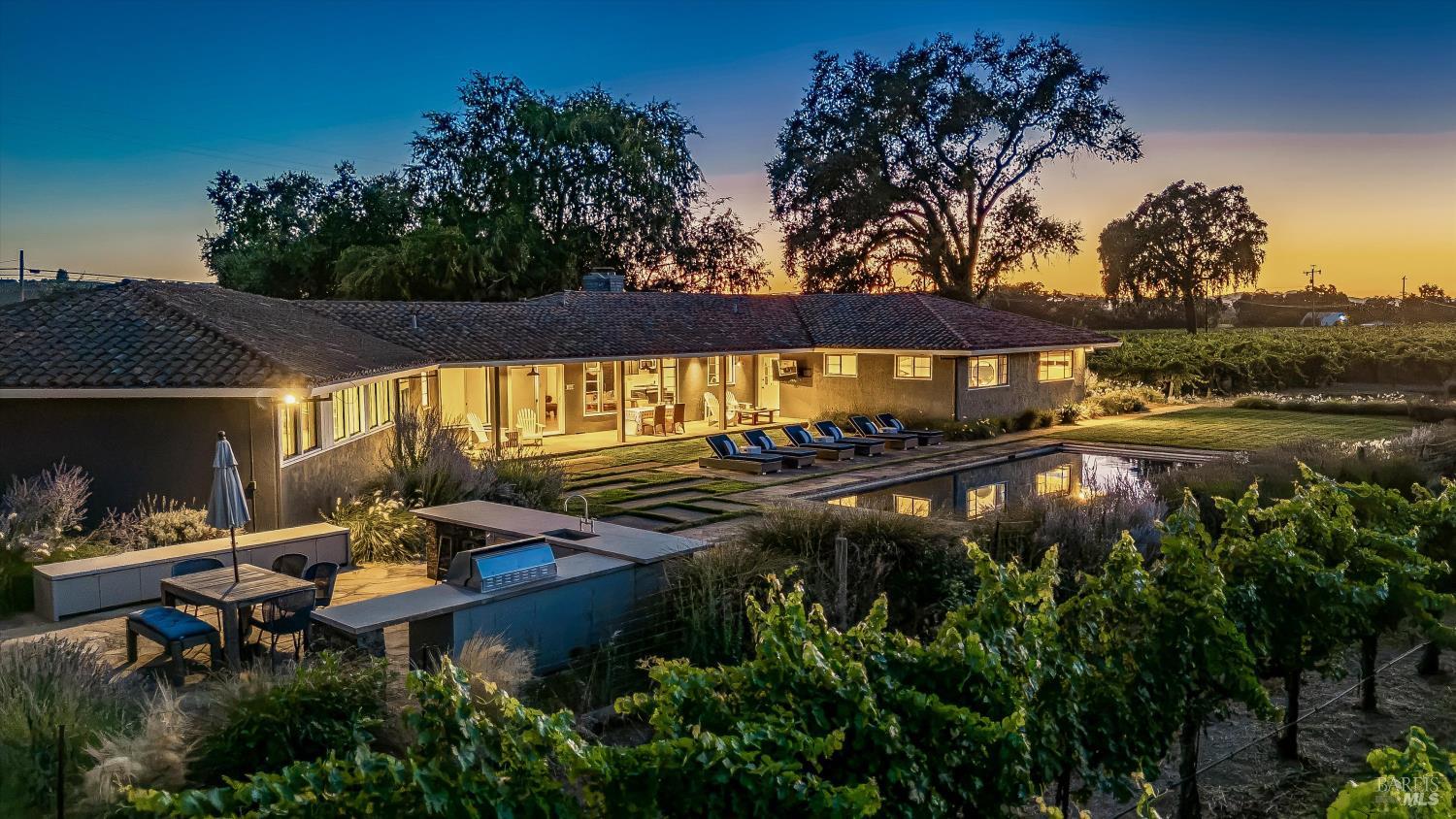7616 Highway 128 Healdsburg CA 95448