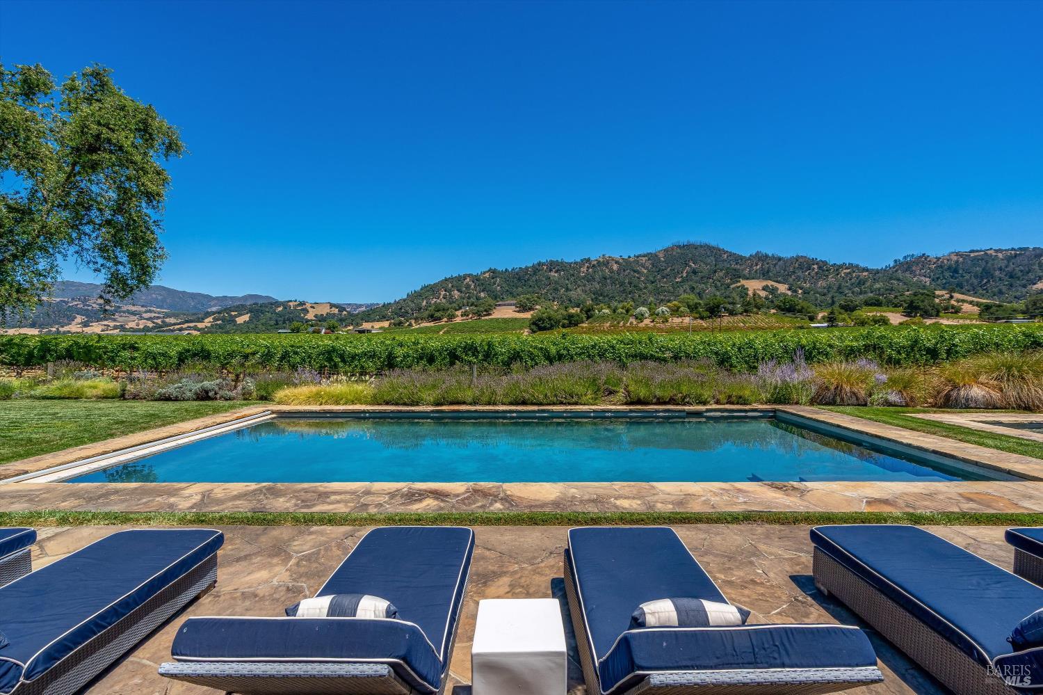 7616 Highway 128 Healdsburg CA 95448