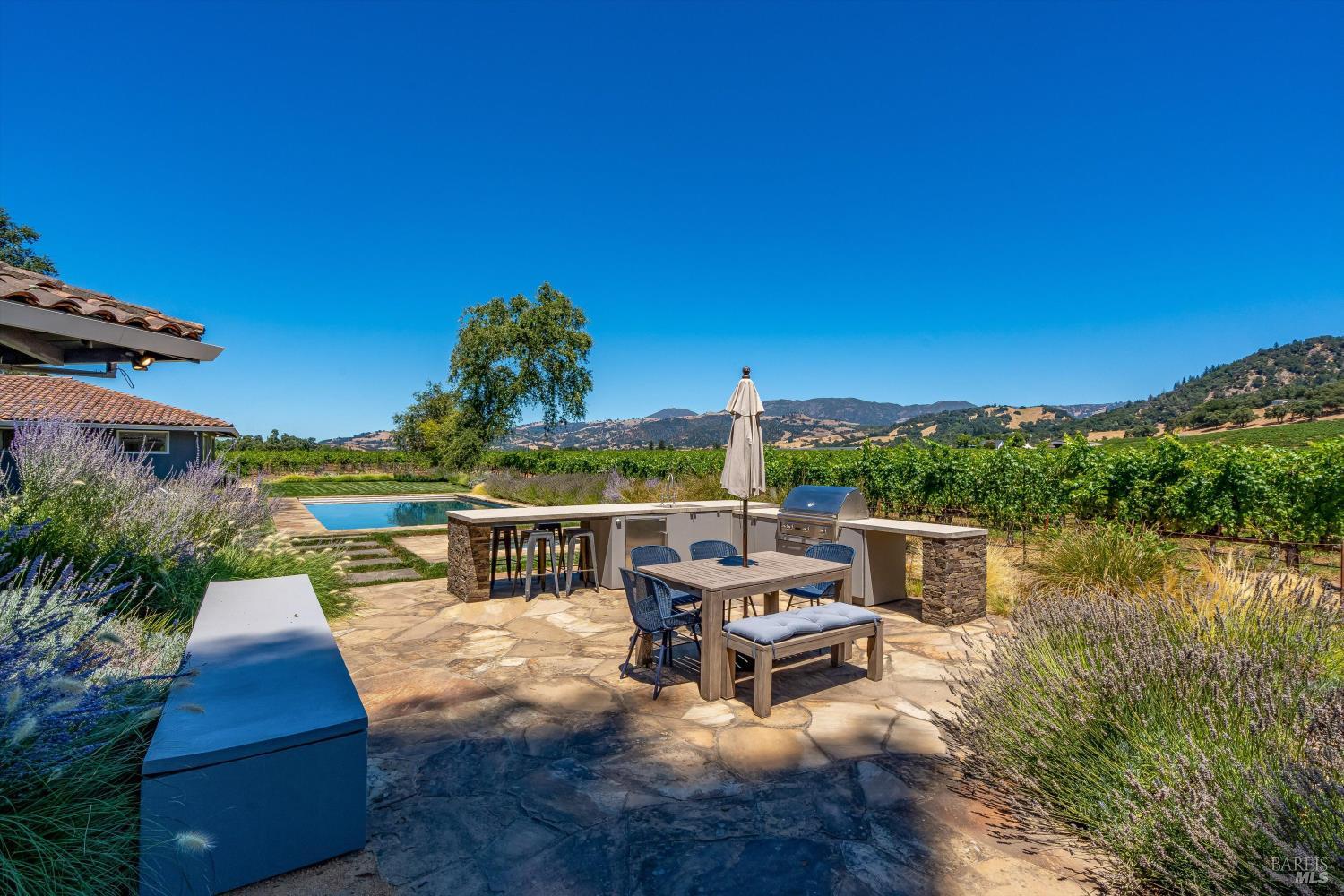 7616 Highway 128 Healdsburg CA 95448