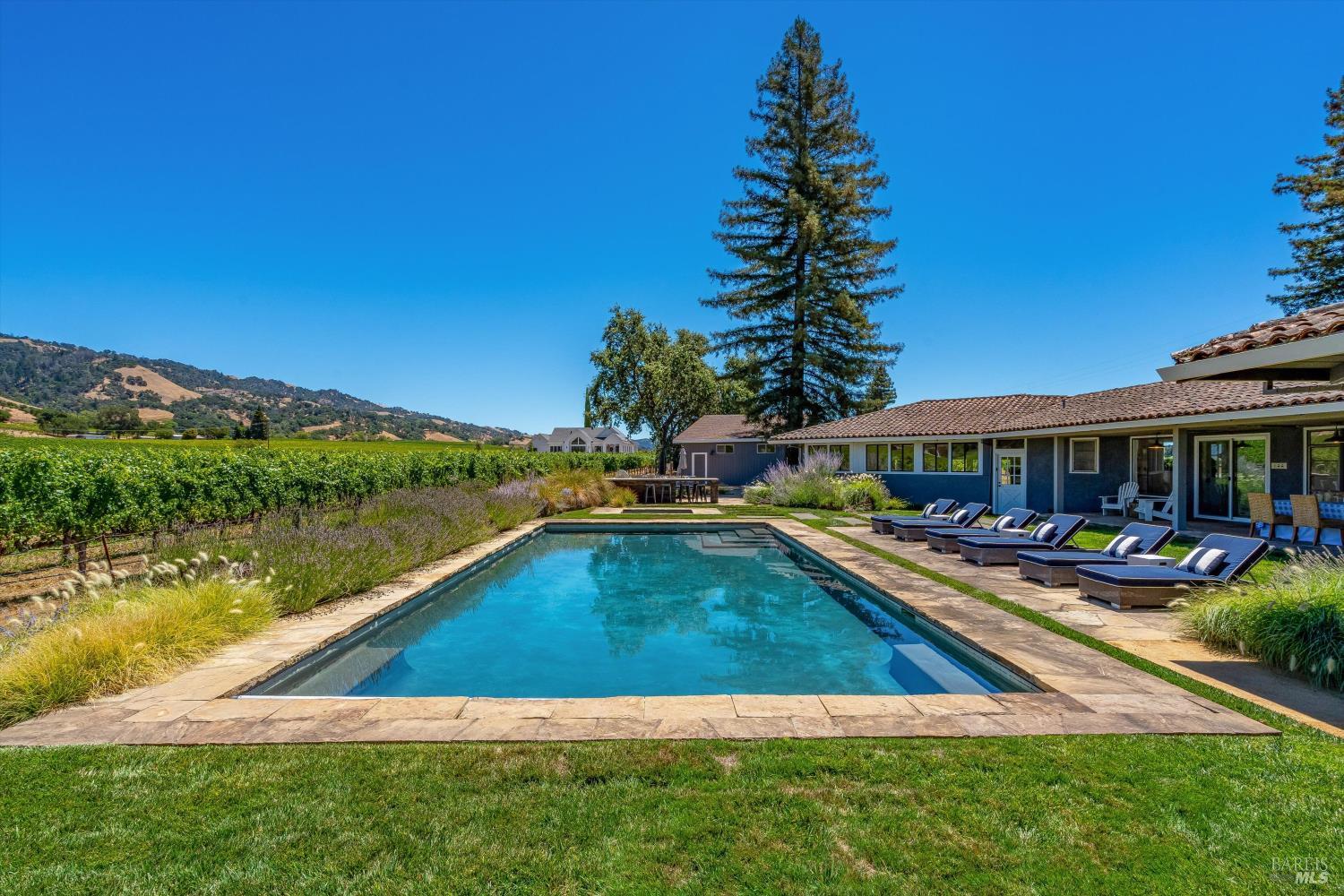7616 Highway 128 Healdsburg CA 95448