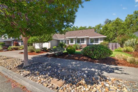 4795 Hillsboro Circle Santa Rosa CA 95405