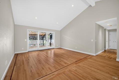 4795 Hillsboro Circle Santa Rosa CA 95405