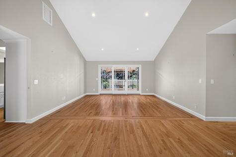 4795 Hillsboro Circle Santa Rosa CA 95405