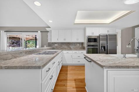 4795 Hillsboro Circle Santa Rosa CA 95405